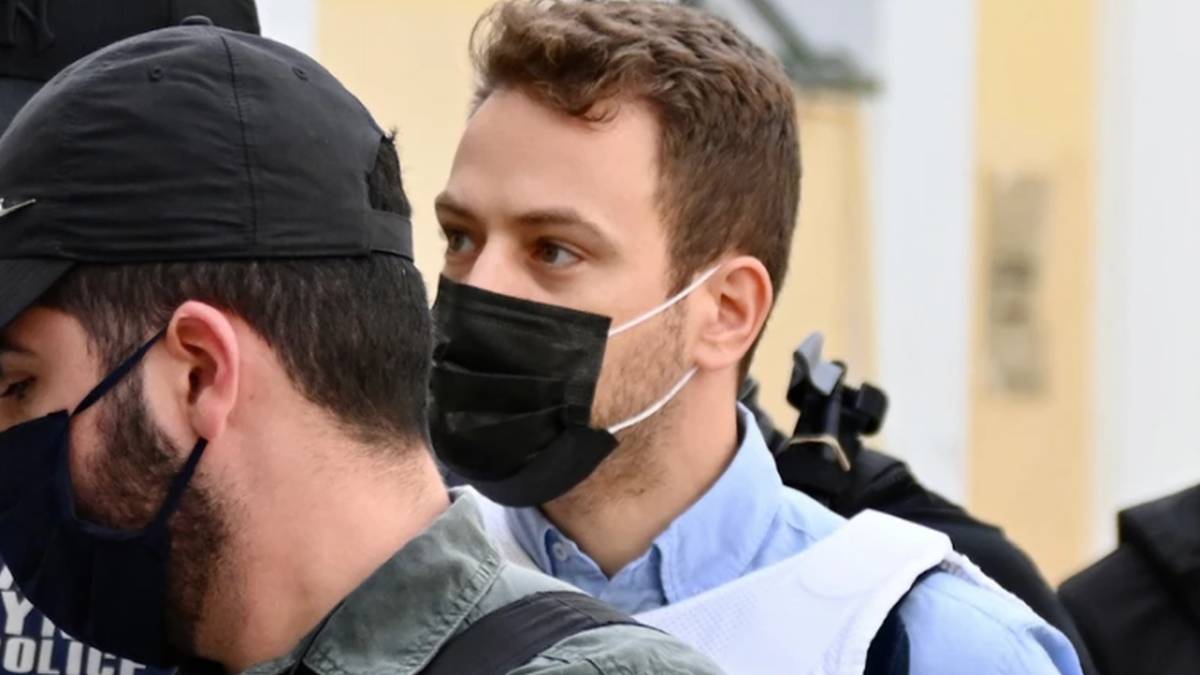Γλυκά Νερά: “Αγκάλιαζε τα χέρια που έκοψαν την ανάσα της κόρης της” – Πολιτική αγωγή από την οικογένεια της Καρολάιν