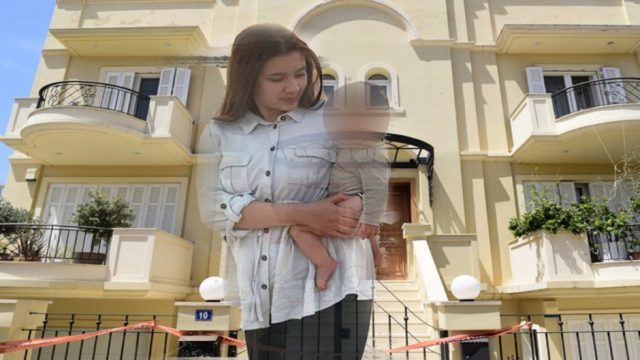 Έγκλημα στα Γλύκά Νερά: Ξεκινά η νέα ζωή για τη μικρή Λυδία! Έφτασε στην Αλόννησο με τη μητέρα της Καρολάιν – Τι ζητά φίλη της οικογένειας (Video)