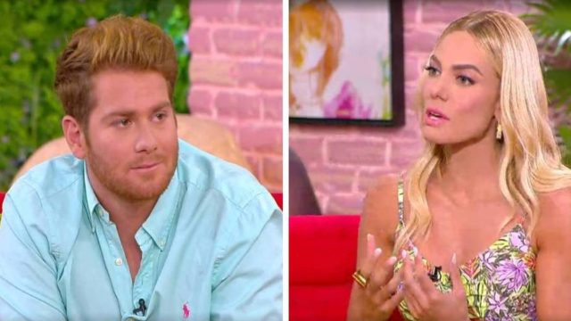 Survivor: Ο Τζέιμς πήγε με υφάκι “Μπράντ Πιτ” στη Μαλέσκου και εκείνη τον πέταξε εκτός πλατό!