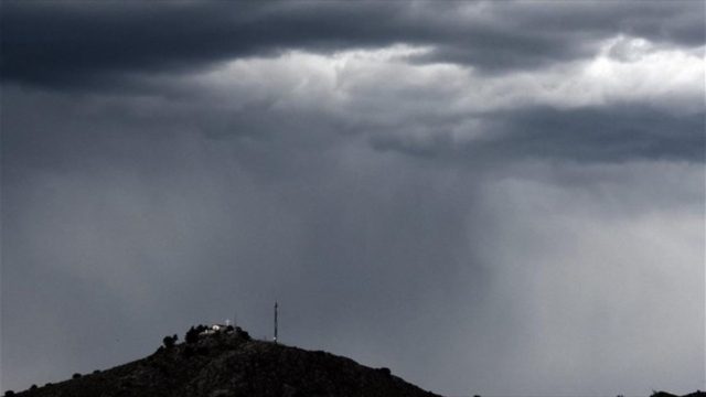 Χαλάει ο καιρός τη Δευτέρα με βροχές και καταιγίδες – Πού θα βρέξει