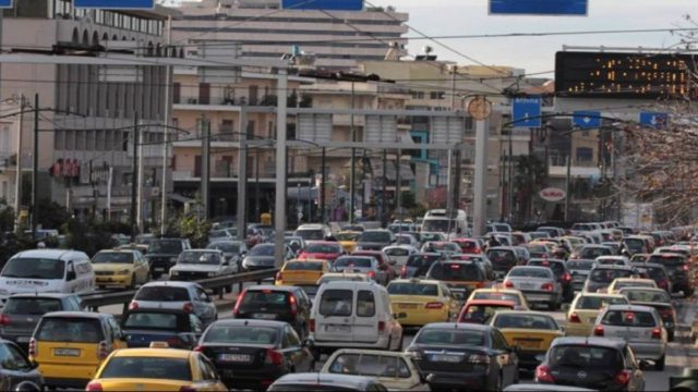 Κυκλοφοριακό κομφούζιο στους δρόμους της Αθήνας λόγω… απεργίας! Ποιοι είναι κλειστοί και ποιους να αποφύγετε
