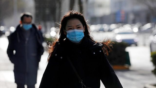 Κορωνοϊός: Ασυλία στην Κίνα για τις έρευνες προέλευσής του – Τραγική η εικόνα των εμβολιασμών σε φτωχότερες χώρες