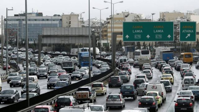 Τρομερό μποτιλιάρισμα στους δρόμους της Αθήνας – Που παρατηρούνται τα περισσότερα προβλήματα