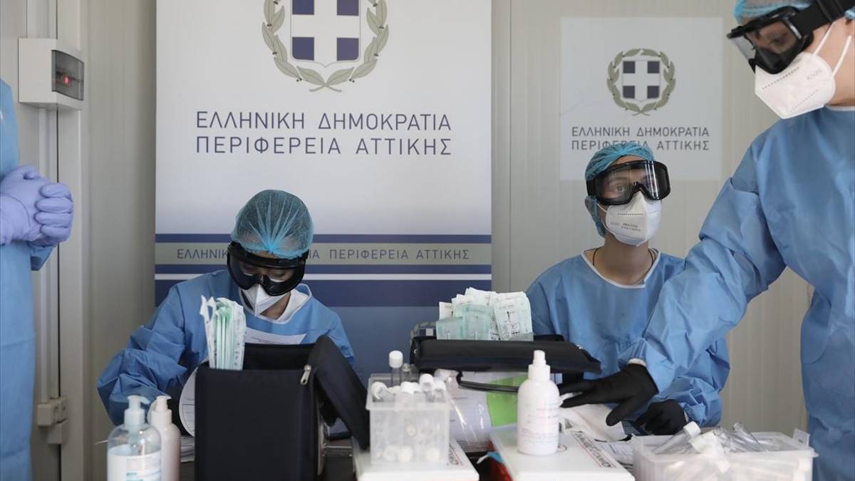 Κορωνοϊός: Συνεχίζεται η αποσυμφόρηση στο σύστημα υγείας – Ο φόβος του 4ου κύματος
