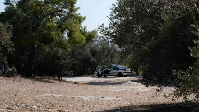 Κορωπί: Ανατριχιάζει στην κατάθεσή της η 26χρονη – «Άρχισα να φωνάζω και μου έσκισαν την μπλούζα»