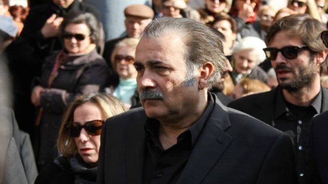 Ανατριχιαστική ειρωνεία για τον Λάκη Λαζόπουλο: Η μητέρα και η γυναίκα του «έφυγαν» στο ίδιο δωμάτιο νοσοκομείου!