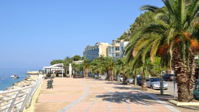 2+1: Παραθαλάσσια μέρη για να κάνετε την απόδραση σας σε απόσταση αναπνοής από την Αθήνα