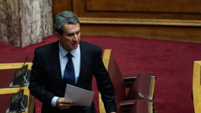 Το ΠΑΣΟΚ… είναι εδώ: Ο Ανδρέας Λοβέρδος θέλει να φέρει την παλιά, ορθόδοξη εποχή