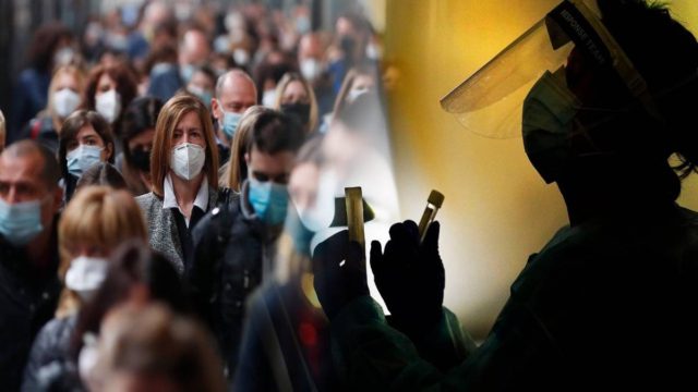 Ρωσία, Πορτογαλία, Ισραήλ: Σε ποιες χώρες σαρώνει η “Μετάλλαξη Δέλτα”; Ποιος ο κίνδυνος για την Ελλάδα;