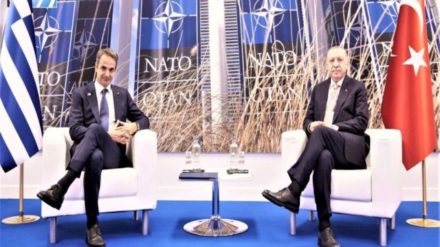 Σύνοδος ΝΑΤΟ: Ολοκληρώθηκε η συνάντηση Μητσοτάκη-Ερντογάν – Τι συζήτησαν για σχεδόν 1 ώρα