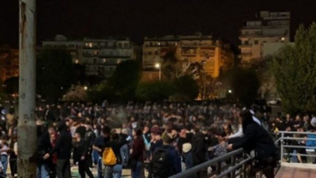 Νεαροί σε κατάσταση μέθης παρέσυραν με μπουλντόζα φίλο τους σε κορωνοπάρτι στο ΑΠΘ