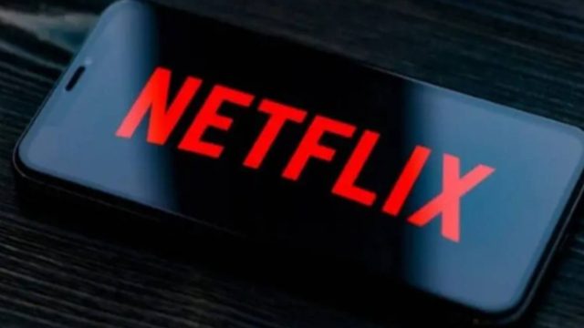 Netflix: 5 βρετανικές σειρές που θα λατρέψεις – Το ντοκιμαντέρ που δεν πρέπει να χάσεις