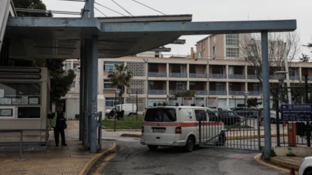 Θεσσαλονίκη: Με κορωνοϊό ανεμβολίαστη αναισθησιολόγος – “Παγώνουν” τα χειρουργεία