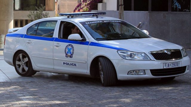 Περιπολικό της Αστυνομίας κινείται αντίθετα στη Βασιλίσσης Σοφίας!