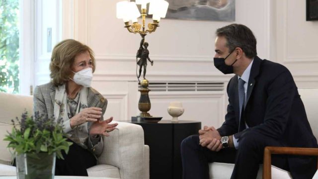 Βασίλισσα Σοφία σε Μητσοτάκη: «Είστε ο καλύτερος πρωθυπουργός που είχε ποτέ η Ελλάδα»