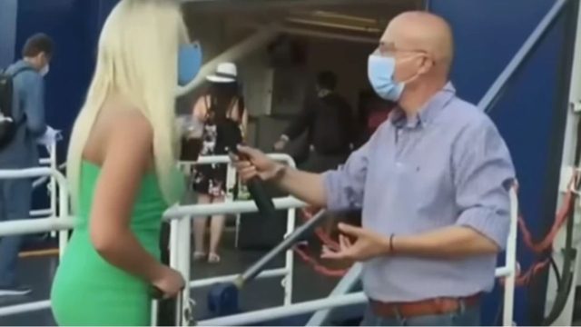 Κατά του ΣΚΑΪ θα κινηθεί η ταξιδιώτισσα που έγινε viral στο λιμάνι του Πειραιά – Κατηγορεί για σεξισμό τους Οικονόμου και Αναστασοπούλου