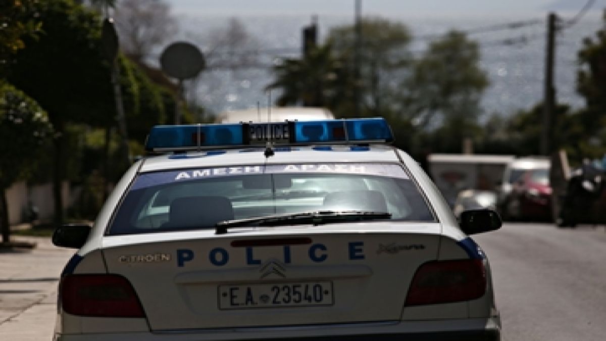 Βόλος: Οδηγός χωρίς δίπλωμα χτύπησε 5χρονο και το εγκατέλειψε – Συνελήφθη 21χρονος επειδή αυνανιζόταν μπροστά σε ανήλικη