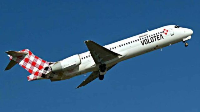 Skyscanner: Πετάξτε για Μύκονο και Σαντορίνη με 28 ευρώ!
