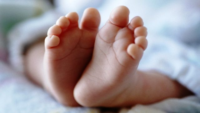 Τραγωδία στη Λάρισα: Νεκρό βρέφος δυο ημερών – Η μητέρα του είχε νοσήσει με κορωνοϊό