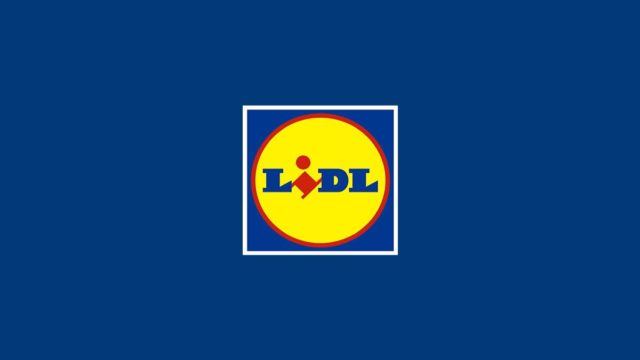 Η Lidl Ελλάς συνεχίζει να στηρίζει 340 οικογένειες που έχουν πραγματική ανάγκη με επιπλέον προϊόντα αξίας 100.000€ για 2η χρονιά