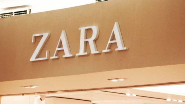 ZARA: Το μαύρο φόρεμα που φοριέται καθημερινά και κοστίζει 12,95 ευρώ!