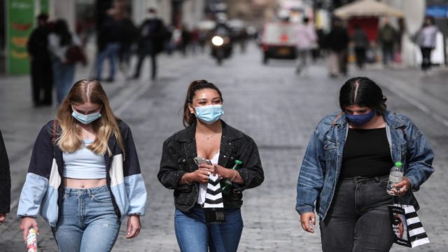 Παυλάκης: Είμαστε στην αρχή του 4ου κύματος κορωνοϊού – Tο φθινόπωρο θα είναι μη διαχειρίσιμο