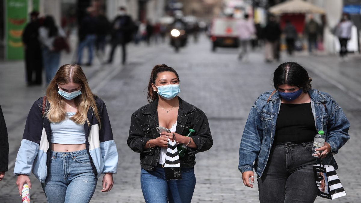 Παυλάκης: Είμαστε στην αρχή του 4ου κύματος κορωνοϊού – Tο φθινόπωρο θα είναι μη διαχειρίσιμο