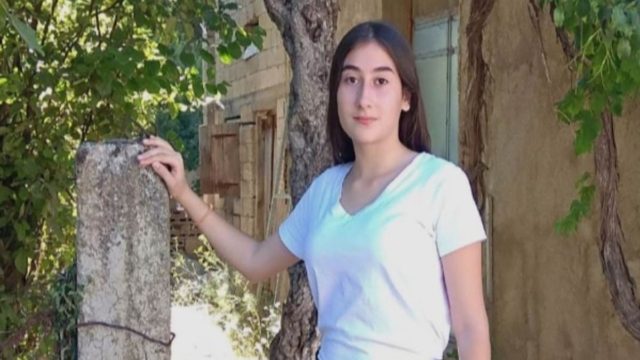 Μαρία Στρατάκη: Η κοπέλα από το Ηράκλειο που αρίστευσε στις Πανελλήνιες με 19.039 μόρια!