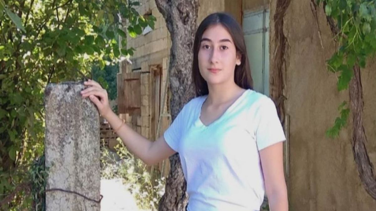 Μαρία Στρατάκη: Η κοπέλα από το Ηράκλειο που αρίστευσε στις Πανελλήνιες με 19.039 μόρια!
