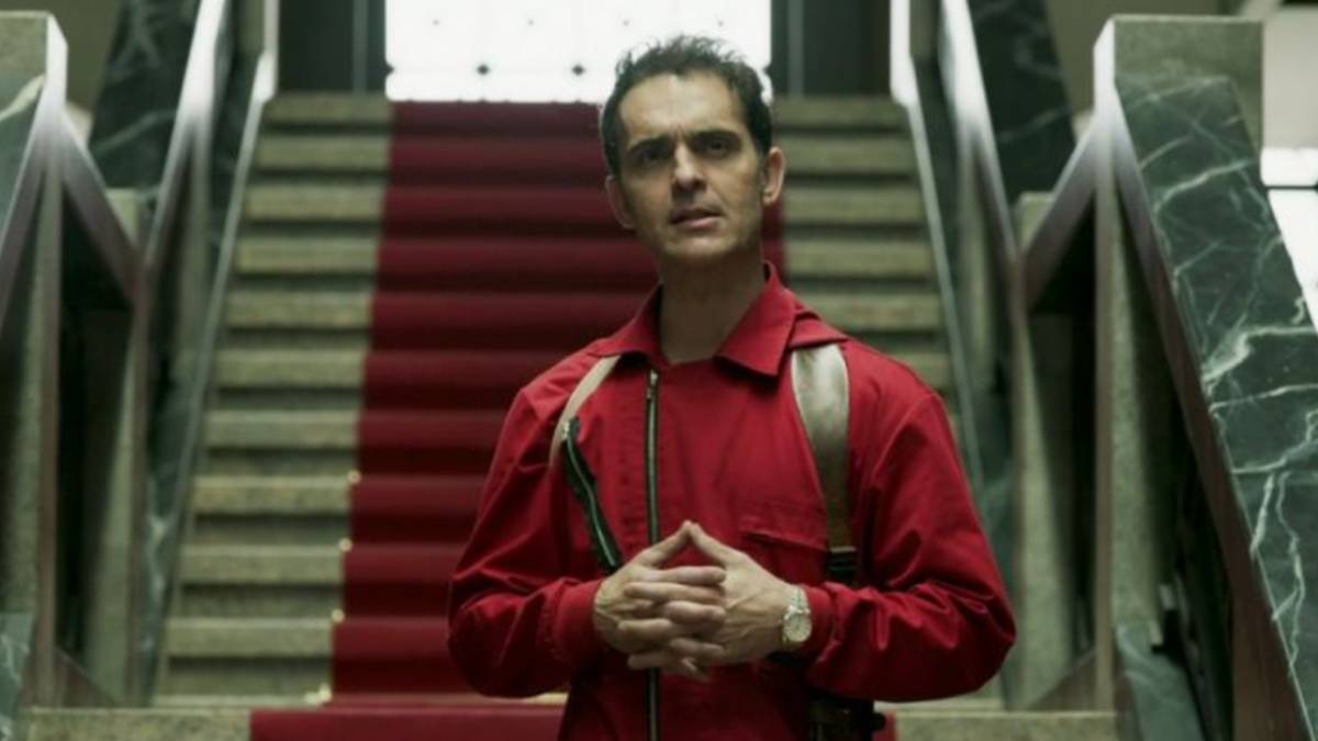 Ο «Berlin» του «La Casa de Papel» πίνει φραπέ στο κέντρο της Αθήνας!