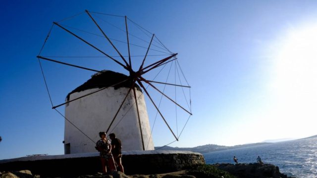 Τέλος στο lockdown στη Μύκονο: Το μοντέλο της Πάρου και τα 9 νησιά που βρίσκονται κοντά στο “λουκέτο”