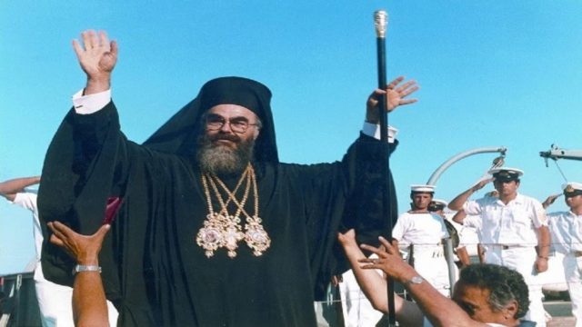 Χρυσόστομος: «Ναι στην υποχρεωτικότητα του εμβολιασμού των ιερέων»