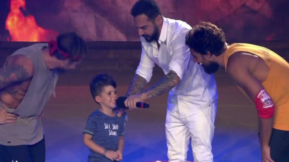 Survivor 4: Ο Τριαντάφυλλος τραγούδησε μαζί με τον κούκλο γιο του!
