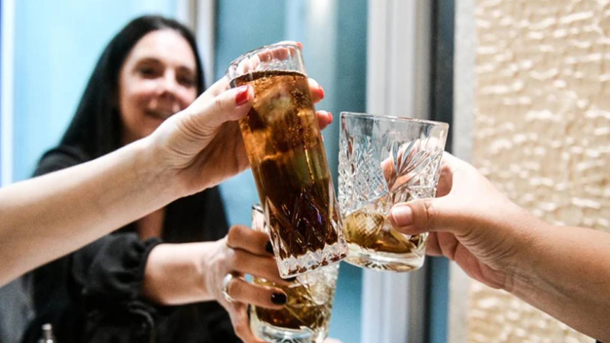 300 ευρώ πρόστιμο σε όποιον ανεμβολίαστο μπει σε κλειστό χώρο!