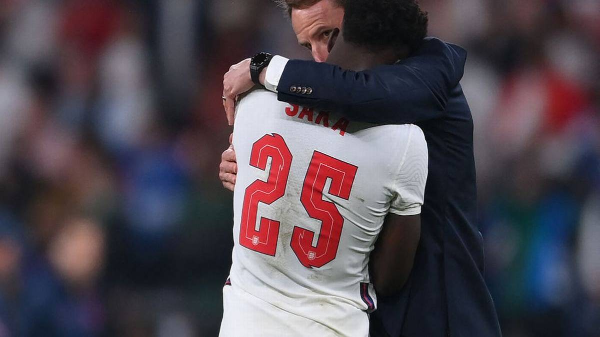 Euro 2020: Ρατσιστικό παραλήρημα από ηλίθιους Άγγλους! Επίθεση σοκ στους μαύρους παίκτες της ομάδας που έχασαν πέναλτι
