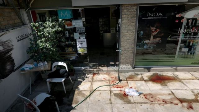 Επί 7 μήνες ήταν εξαφανισμένος από το Δαφνί ο 54χρονος δράστης της επίθεσης στου Ζωγράφου – Η στιγμή της επίθεσης (Βίντεο)