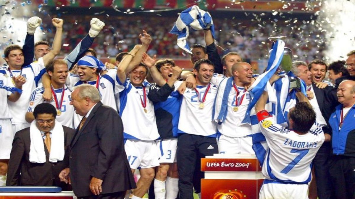 Σαν σήμερα η Ελλάδα κατακτά το Euro 2004 – 17 χρόνια από το έπος του Ρεχάγκελ