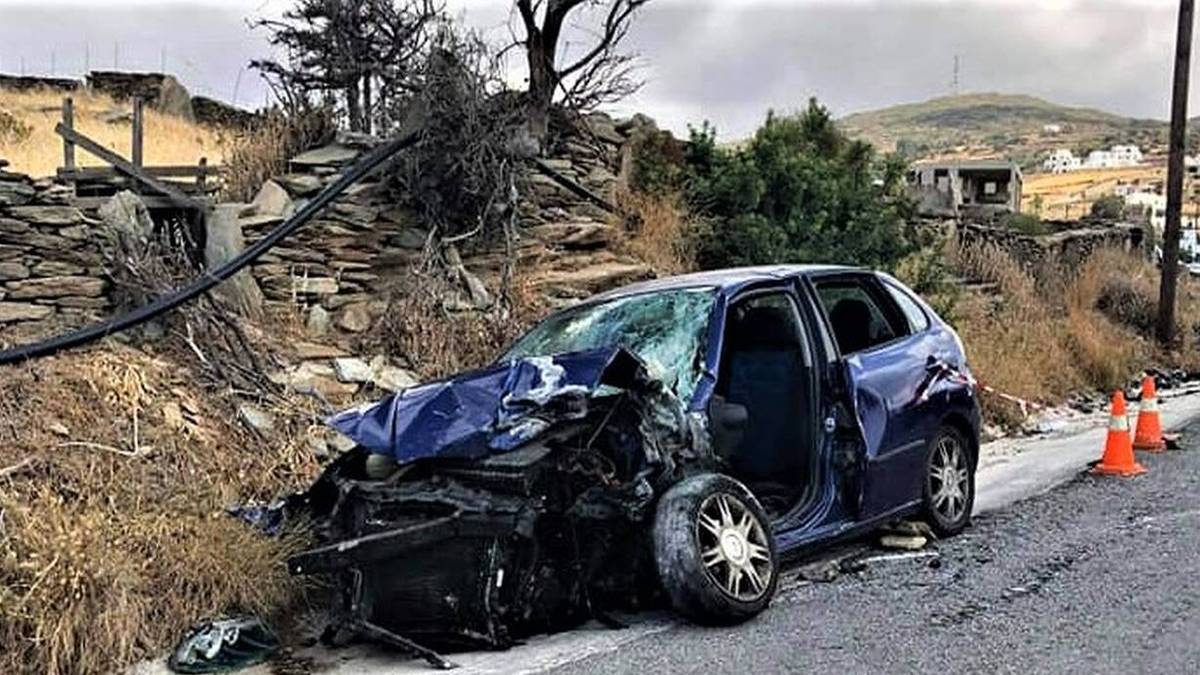 Σοβαρό τροχαίο στην Άνδρο: Οκτώ τραυματίες, 14χρονος διασωληνωμένος στο Παίδων και 22χρονη στη ΜΕΘ
