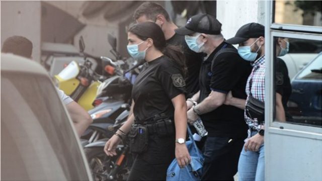 Πέτρος Φιλιππίδης: Οι 12 ώρες θρίλερ στα δικαστήρια – Τα κλάμματα και το «θα πεθάνουμε μαζί»
