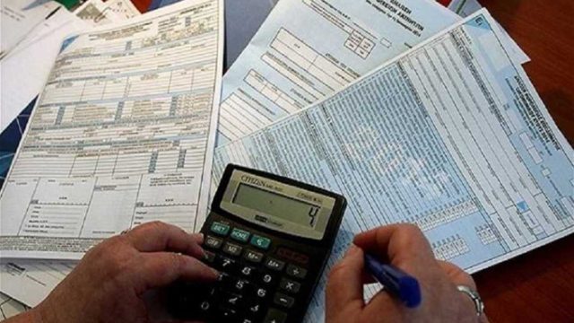 Φορολογικές δηλώσεις: Σχεδόν 8 στους 10 Έλληνες δεν πληρώνουν φόρο αλλά οι αιτήσεις προχωρούν… με ρυθμούς χελώνας
