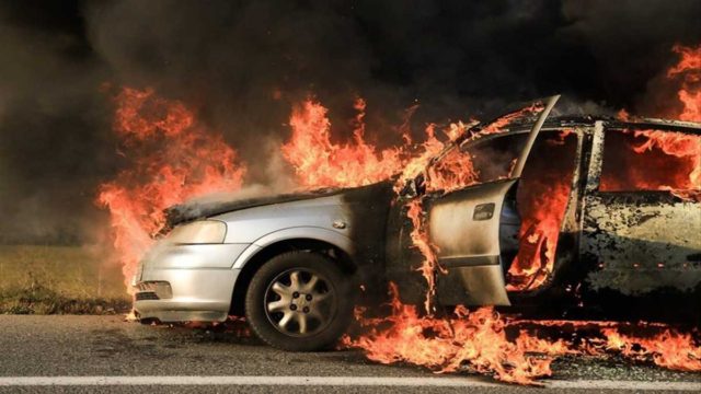 Φωτιά σε αυτοκίνητο στο Χαϊδάρι