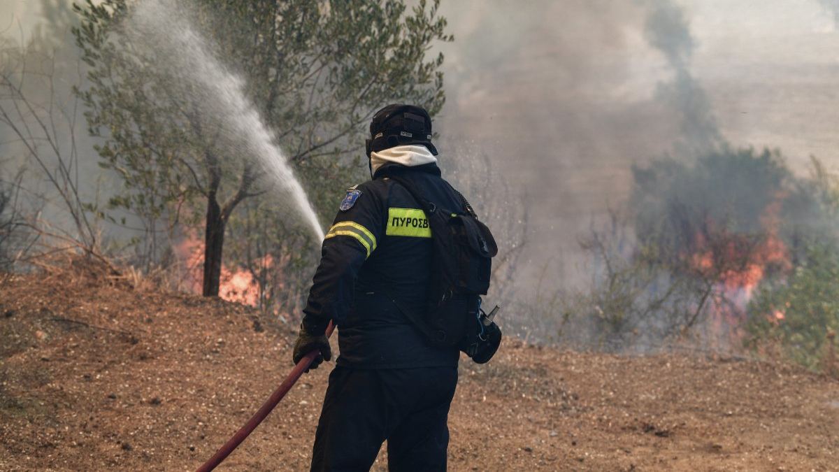 Φωτιά στην Κεφαλονιά: Εκκενώνεται το Καπανδρίτι