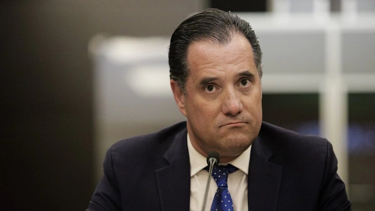 “Να ζητήσω συγγνώμη επειδή έκανα σαρδάμ;” – Η απολογία του Άδωνι για το «Ακενοτούμπο»