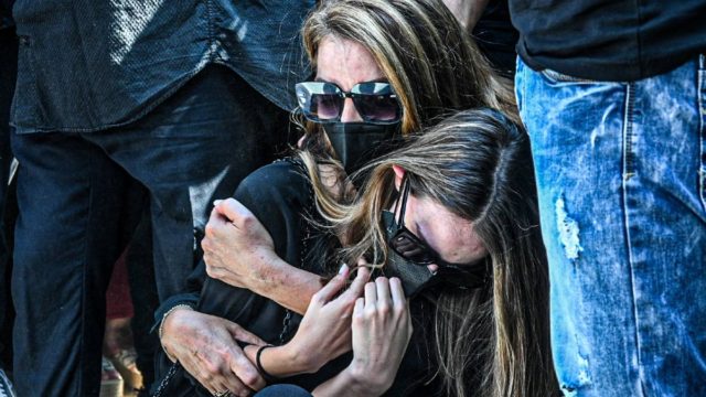 Άντζελα Γκερέκου: Η απάντησή της για τα έξοδα της κηδείας του Τόλη Βοσκόπουλου