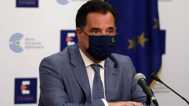 Άδωνις Γεωργιάδης: Δημοσιοποίησε το πιστοποιητικό εμβολιασμού – Τι είπε για τα κακόβουλα σχόλια που δέχτηκε