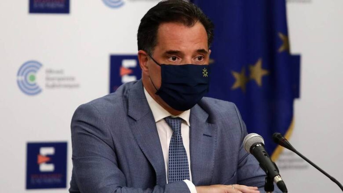 Άδωνις Γεωργιάδης: Δημοσιοποίησε το πιστοποιητικό εμβολιασμού – Τι είπε για τα κακόβουλα σχόλια που δέχτηκε