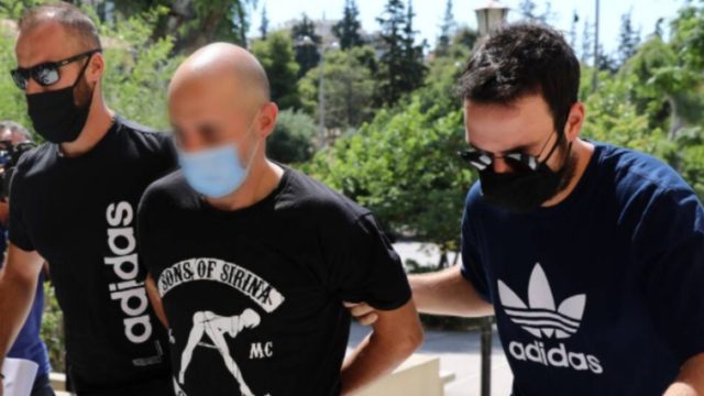 Ηλιούπολη: Απελευθερώθηκε και άλλη κοπέλα εκτός από την 19χρονη