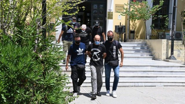 Ηλιούπολη: Νέες εξελίξεις στην υπόθεση – 10 κοπέλες φυλακισμένες σε διαμερίσματα
