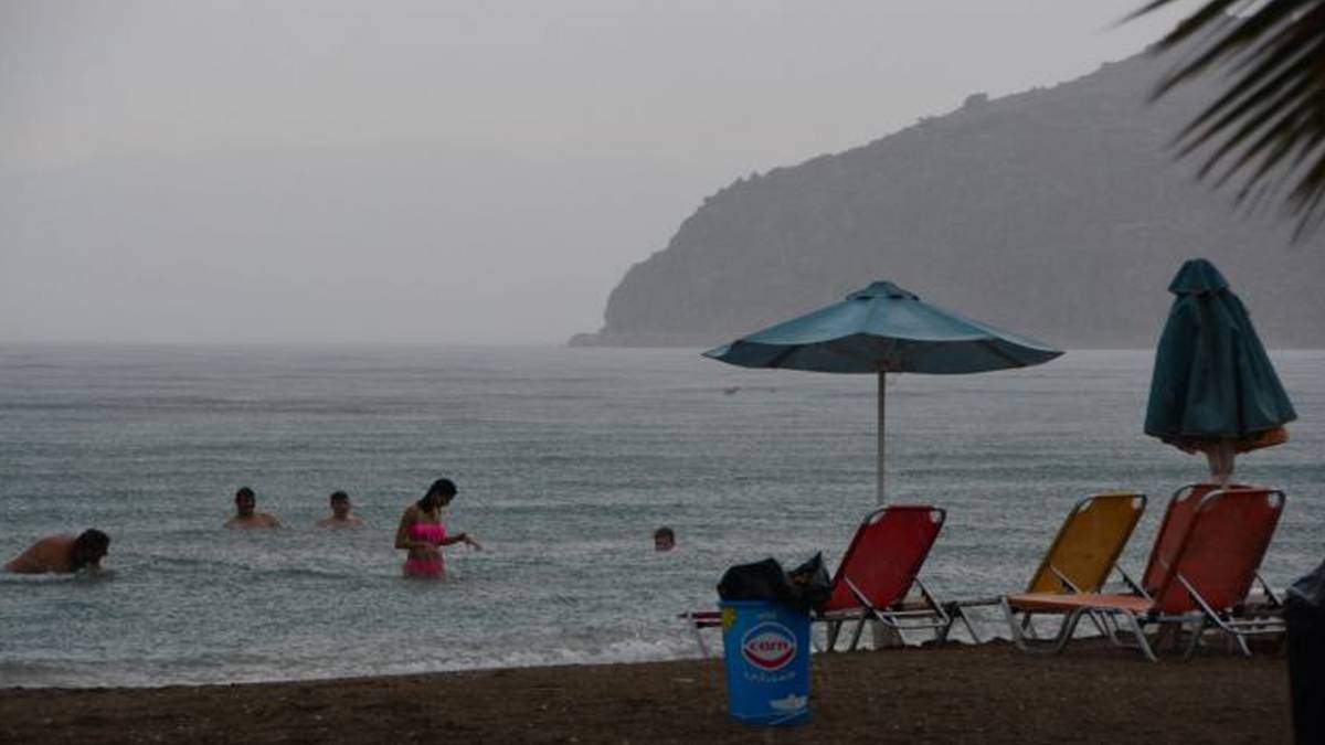 Καιρός αύριο (11/07): Τρελάθηκε – Ζέστη με… καταιγίδες και ισχυρούς ανέμους!
