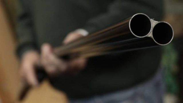 Λιβαδειά: 27χρονος αυτοκτόνησε με καραμπίνα – Τον βρήκε αιμόφυρτο η μητέρα του